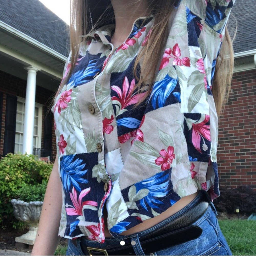 cropped hawaiian shirt